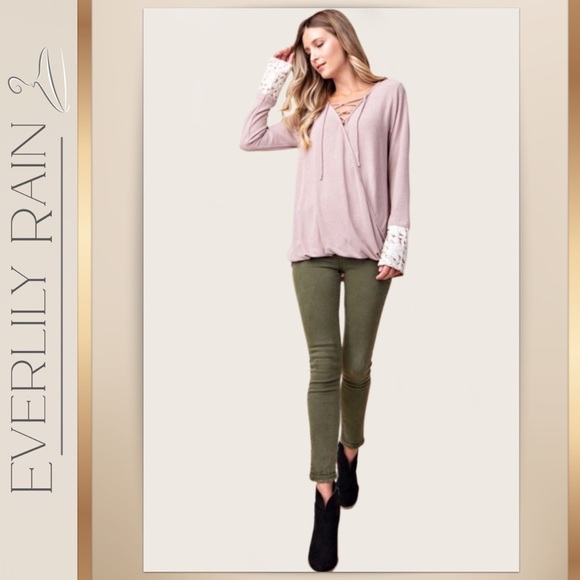 LAST ONE! Beautiful Wrap Top with Lace Trim - Picture 3 of 8